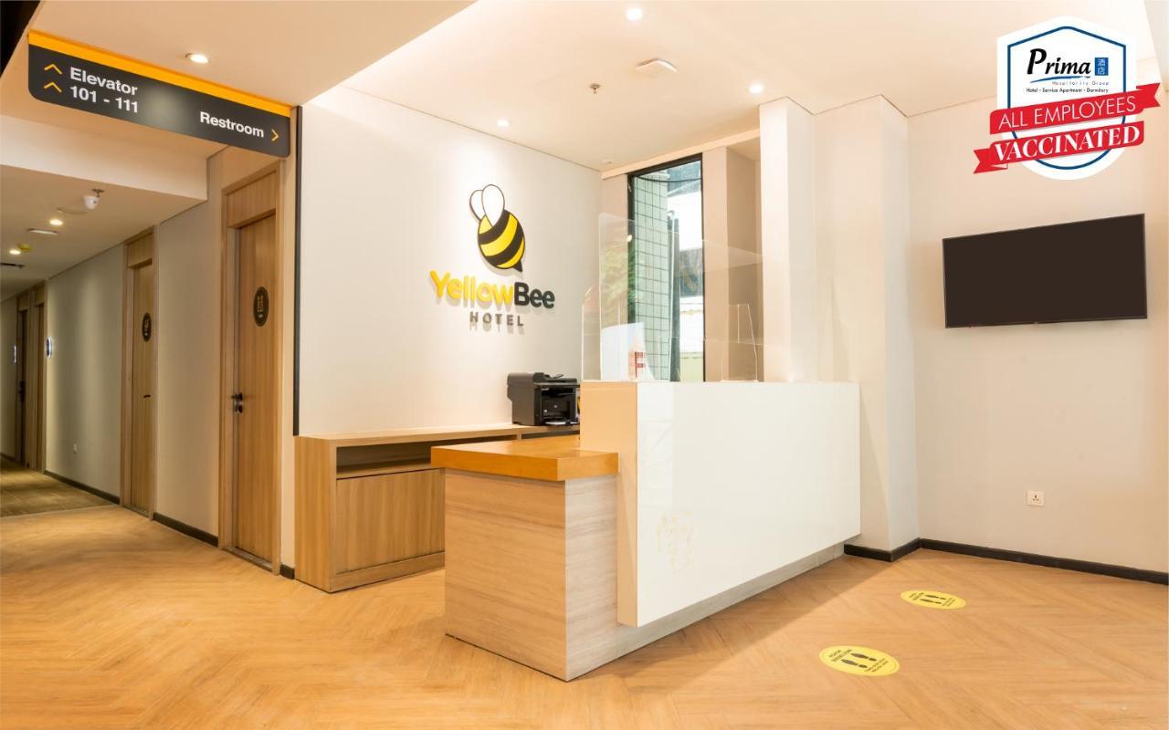 Yellow Bee Tanah Abang Hotel Jakarta Bagian luar foto